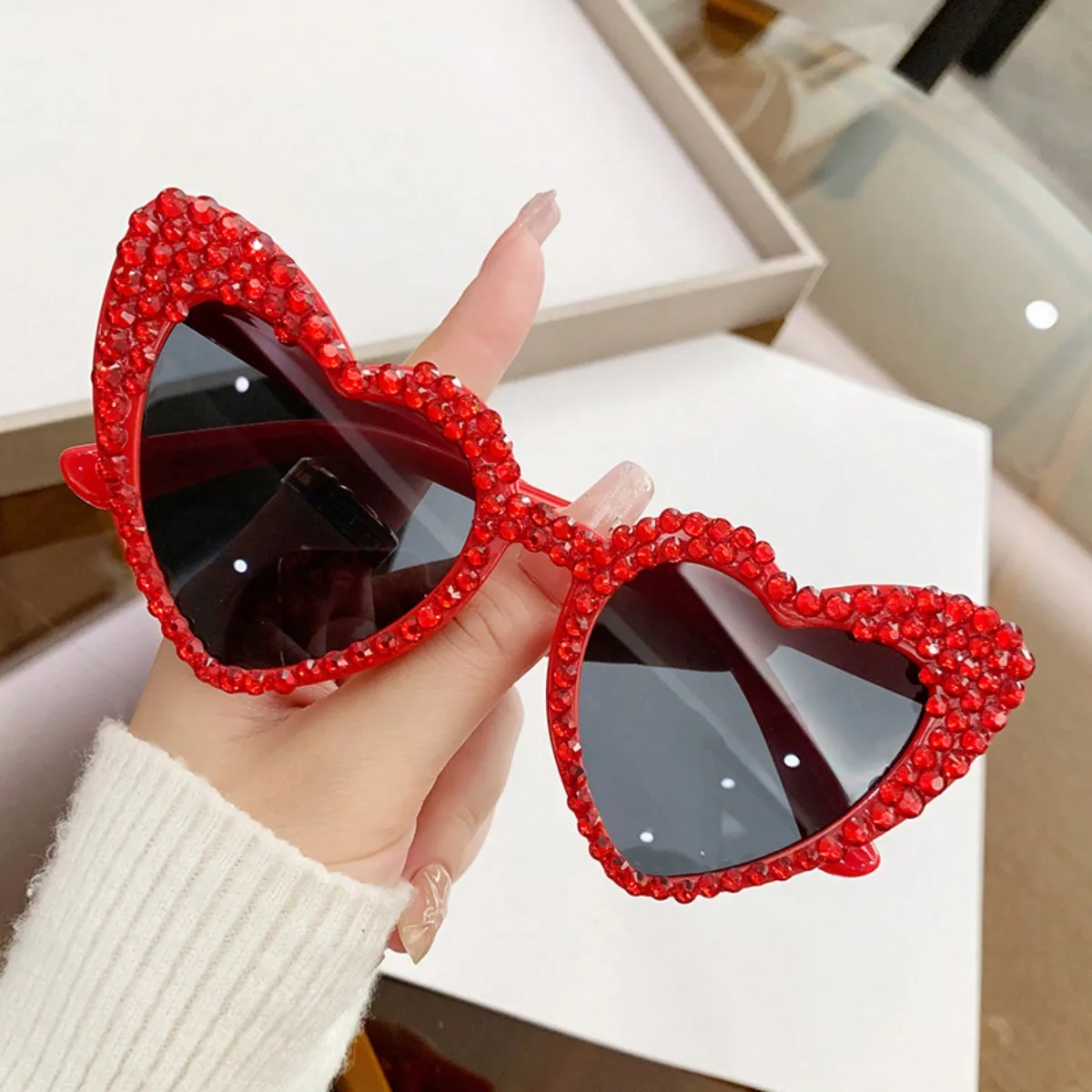 Travel Accessories For Women - New European And American Women's Heart-Shaped