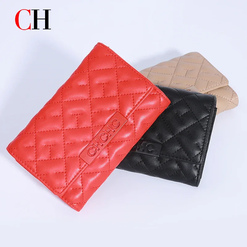CH Quilted Leather Effect Flap - Travel Accessories You Need recension och pris