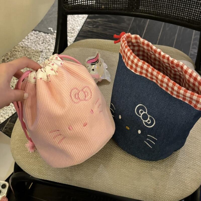 Sanrio Hello Kitty Portable Co - Travel Accessories Organizer Bag recension och pris