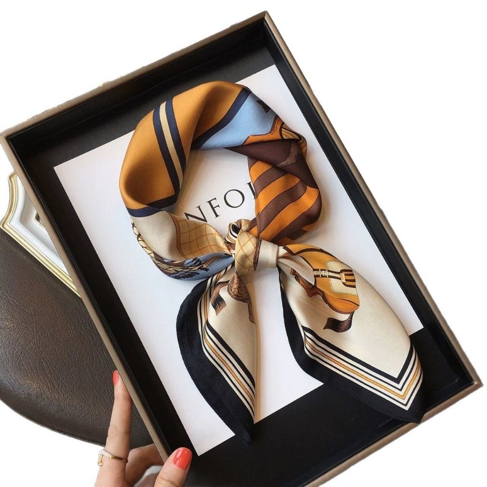 Fashion Satin Square Scarf for - Travel Accessories For Women recension och pris