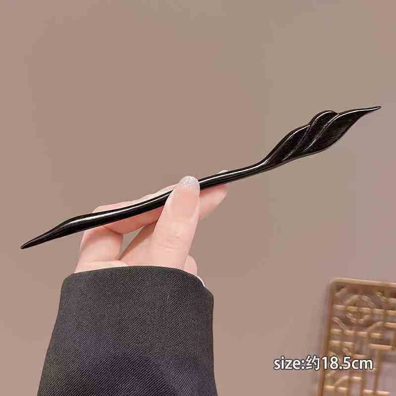 Wooden Hairp Exquisite Carving - Travel Accessories For Women recension och pris