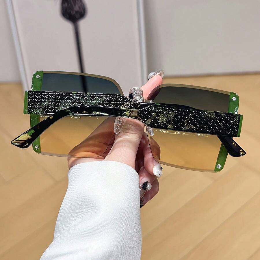 Oversized Frameless Square Gra - Travel Accessories For Women recension och pris