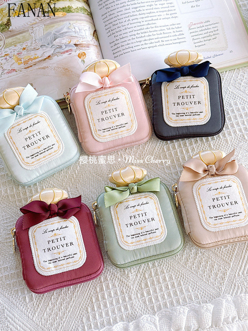 Cute Girly Mini Bowknot Perfum - Accessories Travel Jewelry Box recension och pris