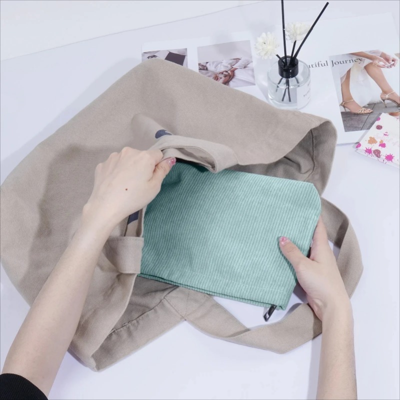 Corduroy Travel Cosmetic Bag P - Travel Accessories Organizer Bag recension och pris